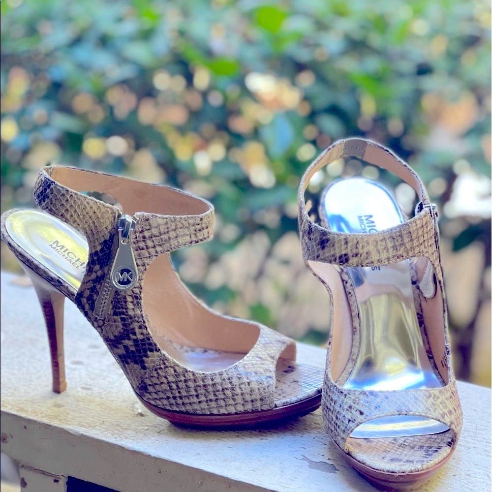 Michael Kors Leather Snake Skin Print Heels Size 8